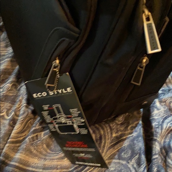 Tech Exec rolling case - Picture 4 of 5